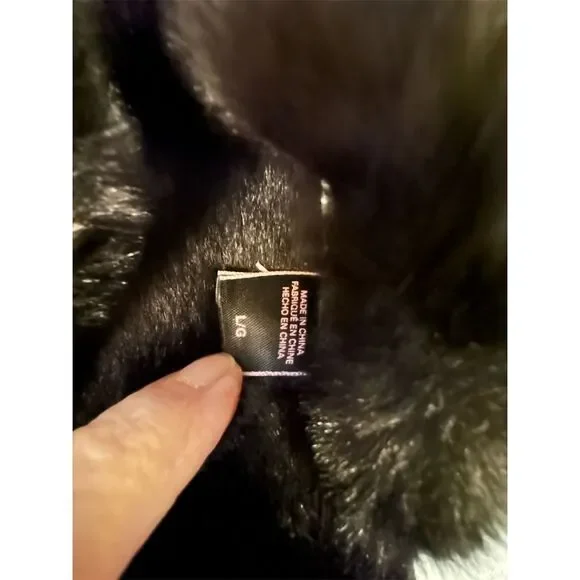 Victoria's Secret Women's Black Faux Fur Pearl Slippers Size L (9-10) - Picture 3 of 5